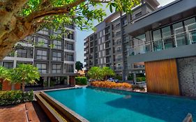 โรงแรมเดอะเอสบล็อค คอนโดเทล